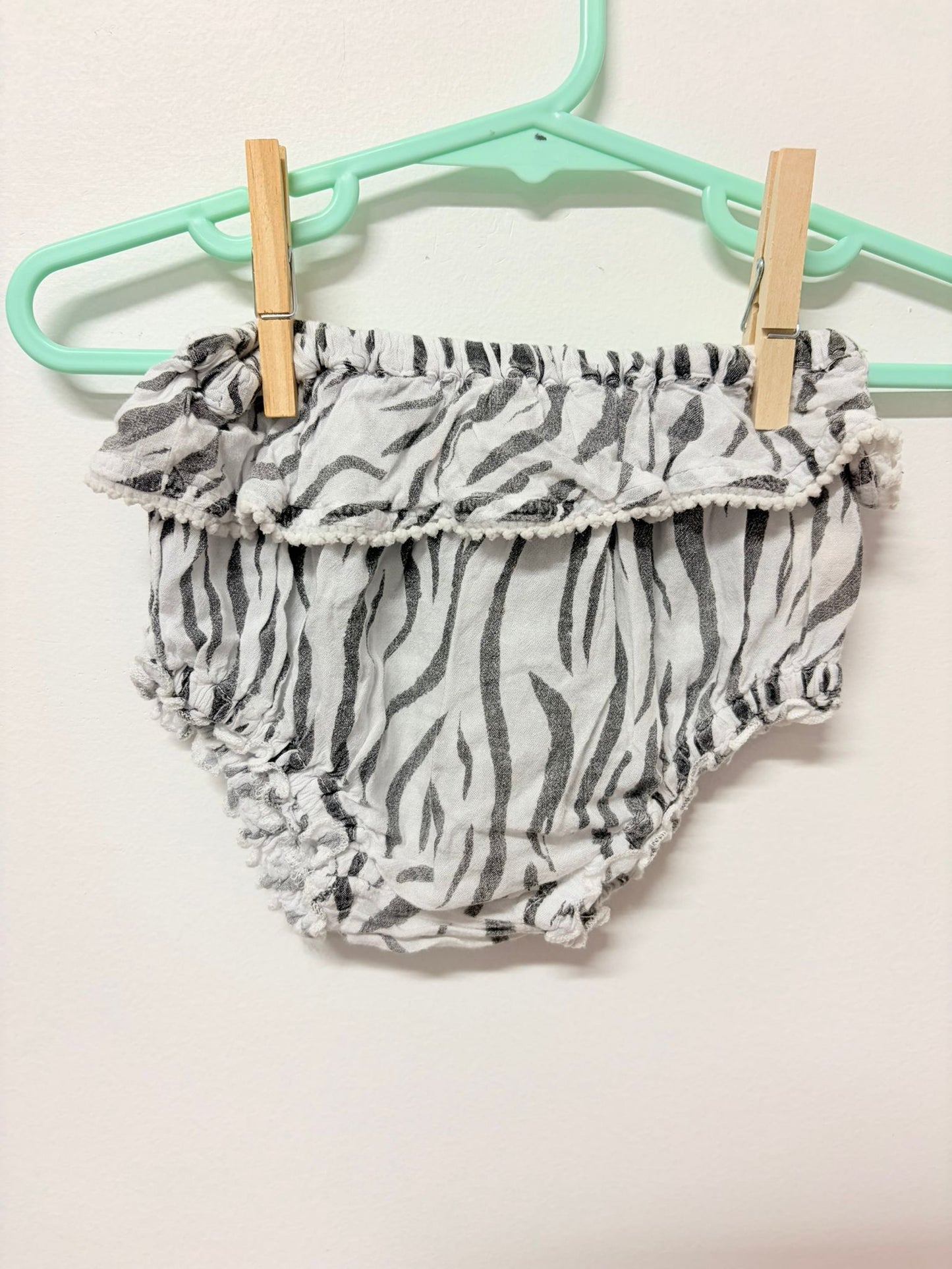 00 Children of the tribe cotton b&w bloomers.