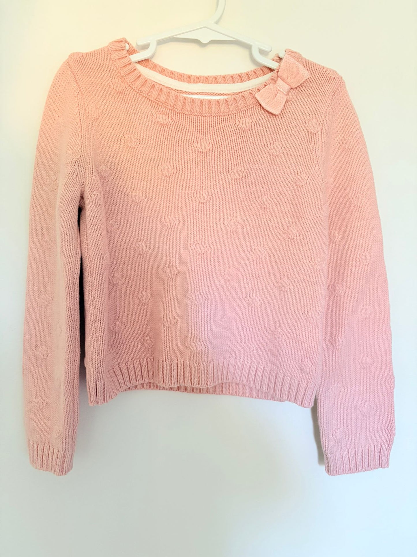 Size 4 Isaac Mizrahi pink spotted knitted jumper.