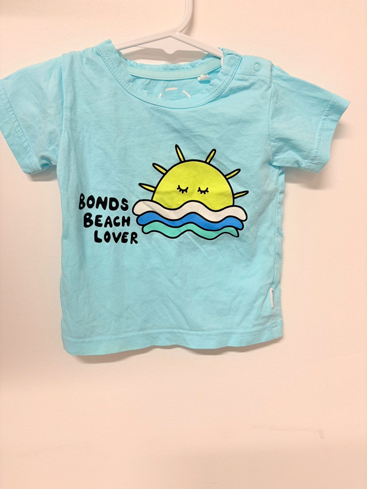 Size 00 Bonds teal beach lover T-shirt.