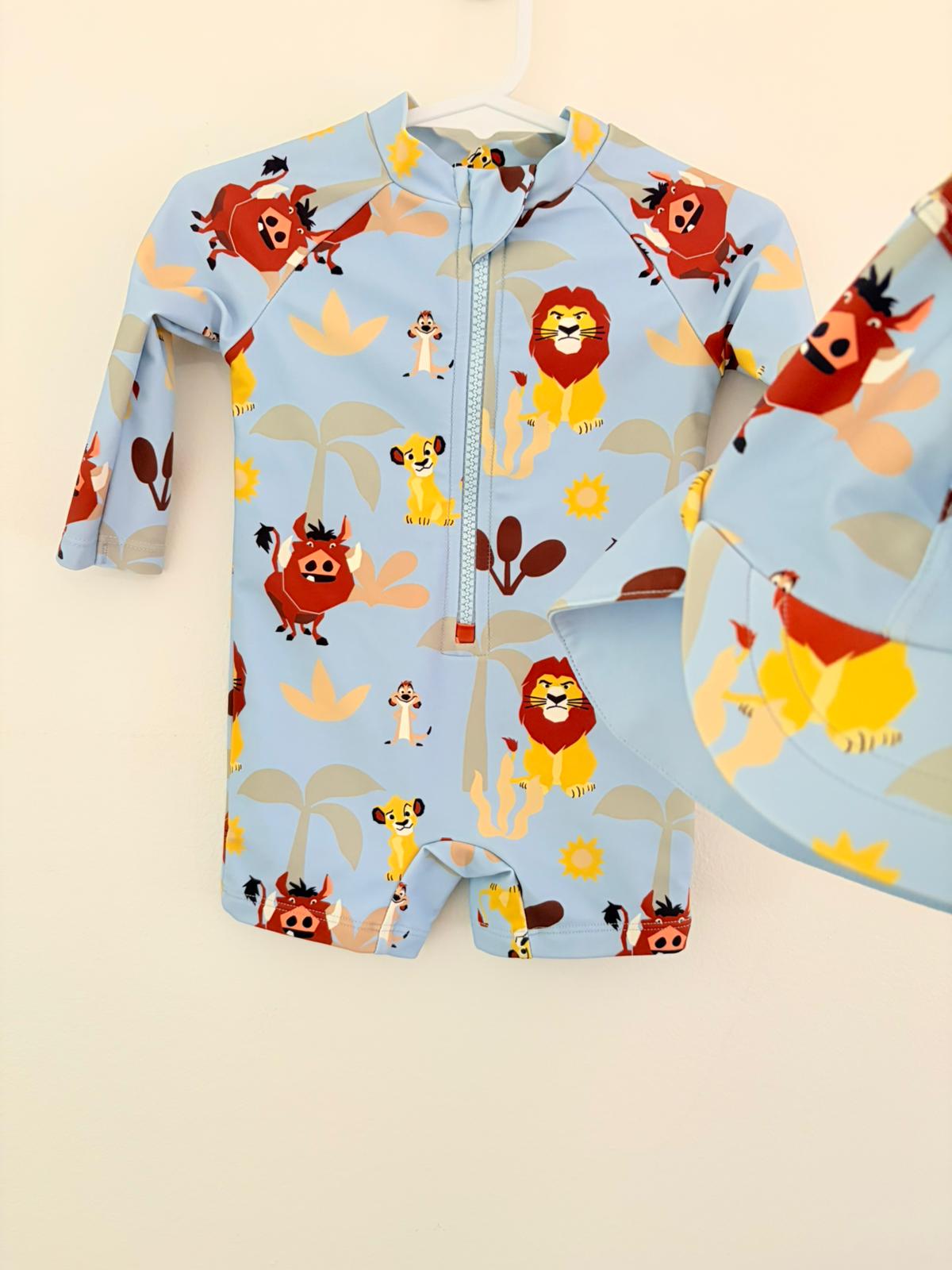 Boys Size 00 Disney Lion King with hat.