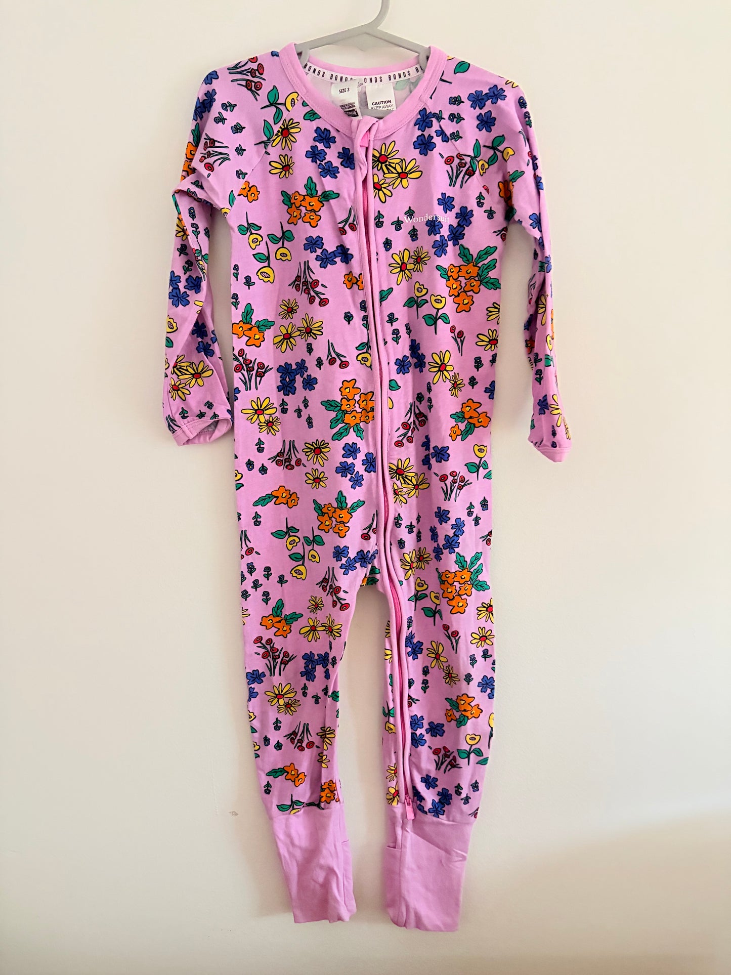 Size 3 bonds one soup lilac with flower print