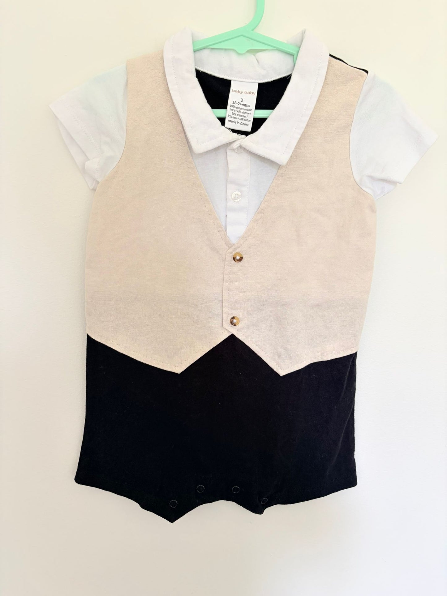 Size 2 Baby baby romper suit.