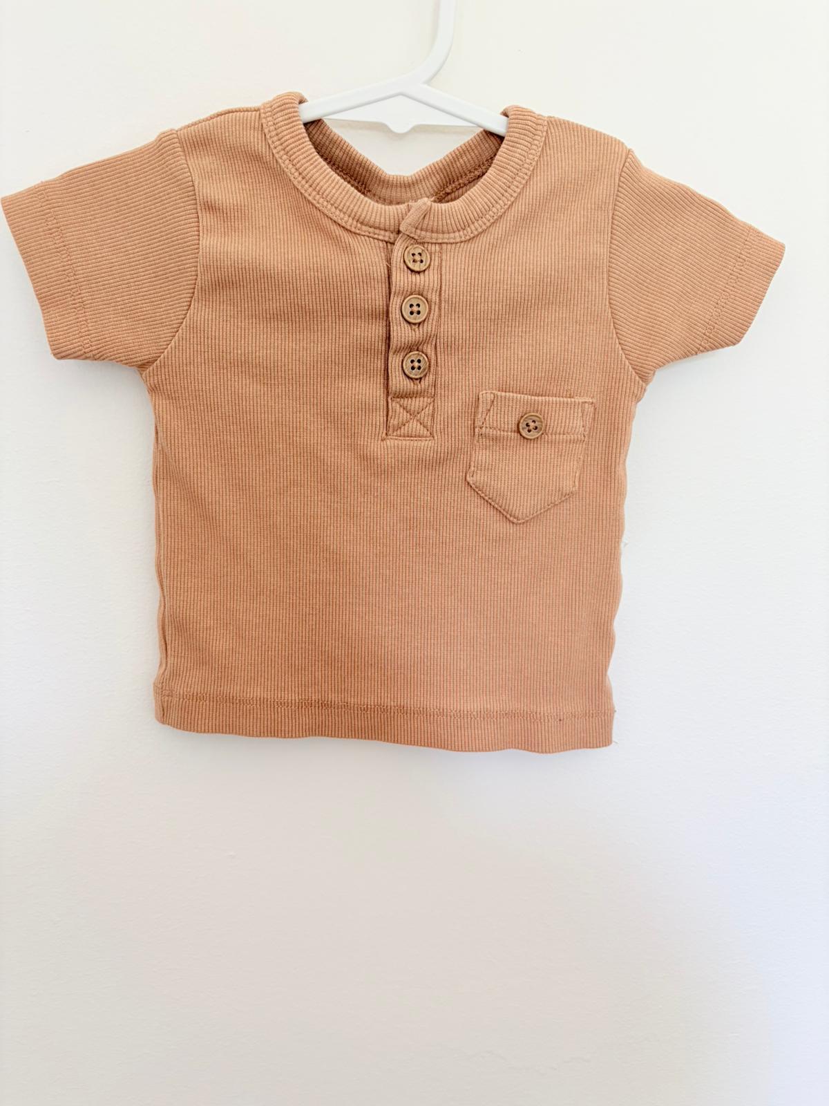 00 Aster & Oak brown ribbed top.