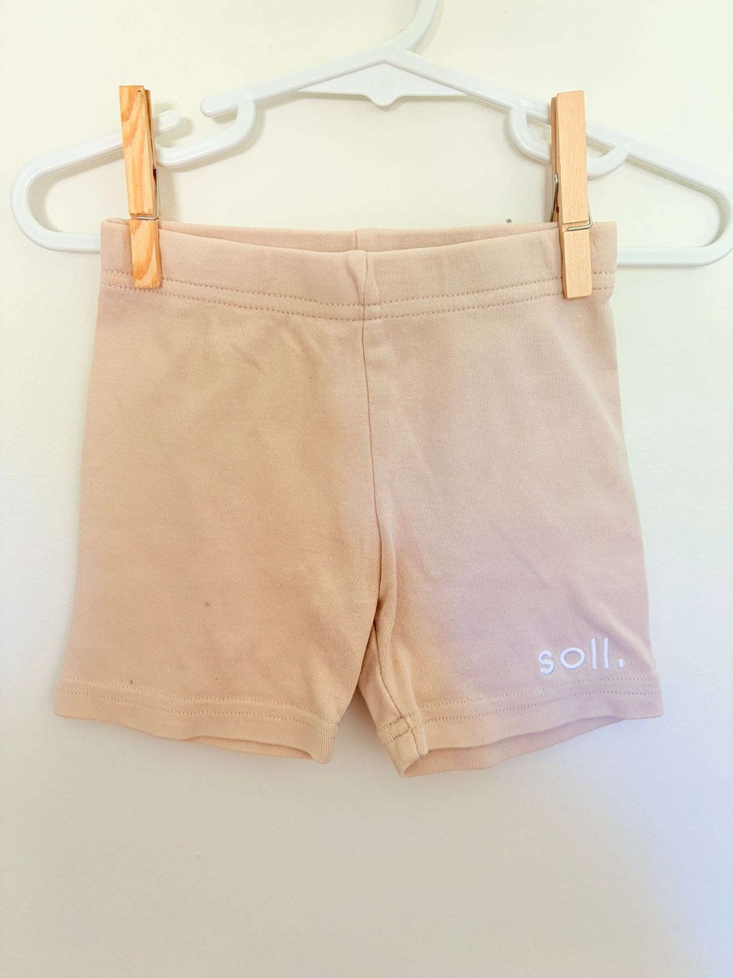 Size 1 Soll the label cream shorts, white embroidered logo.