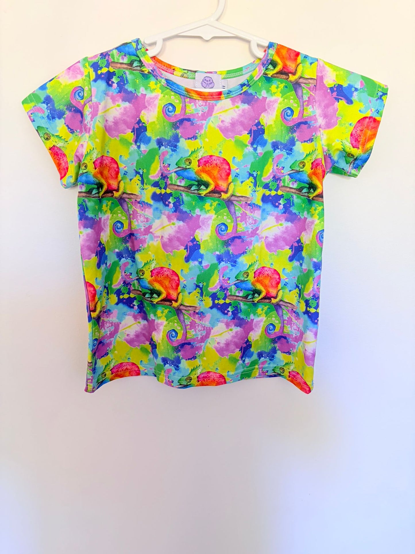 Size 3 Cheeky Chickadee chameleon T-shirt/top.