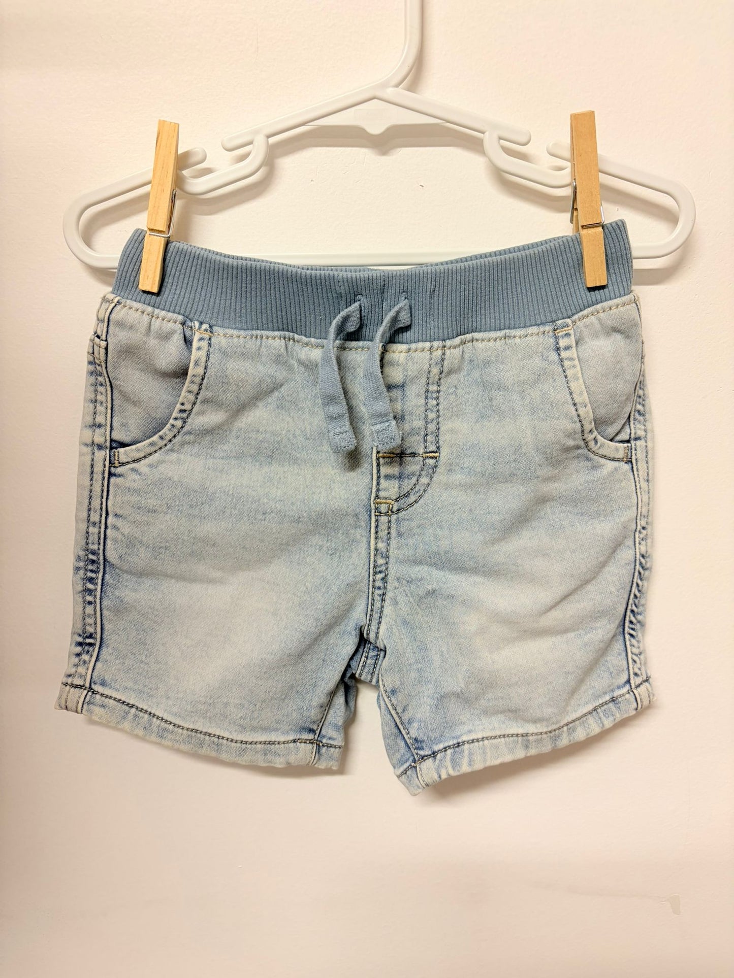 Size 1 Target denim shorts.