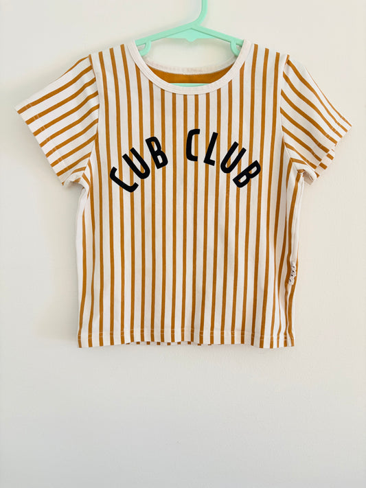 Size 4 Olive and the captain- logo cub club top