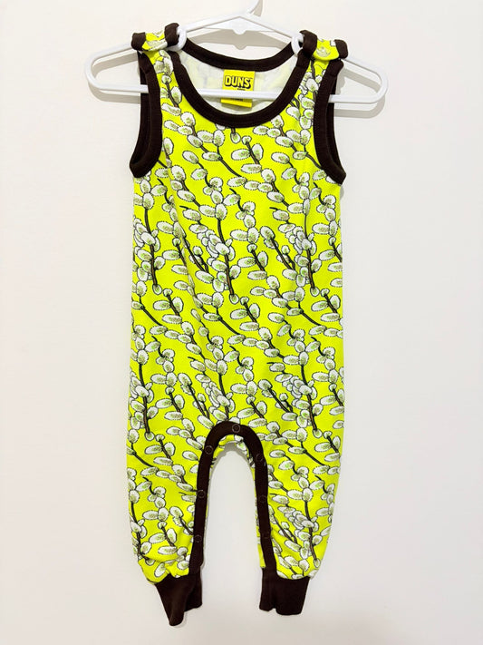 Size 00 Duns onesie yellow nature print.