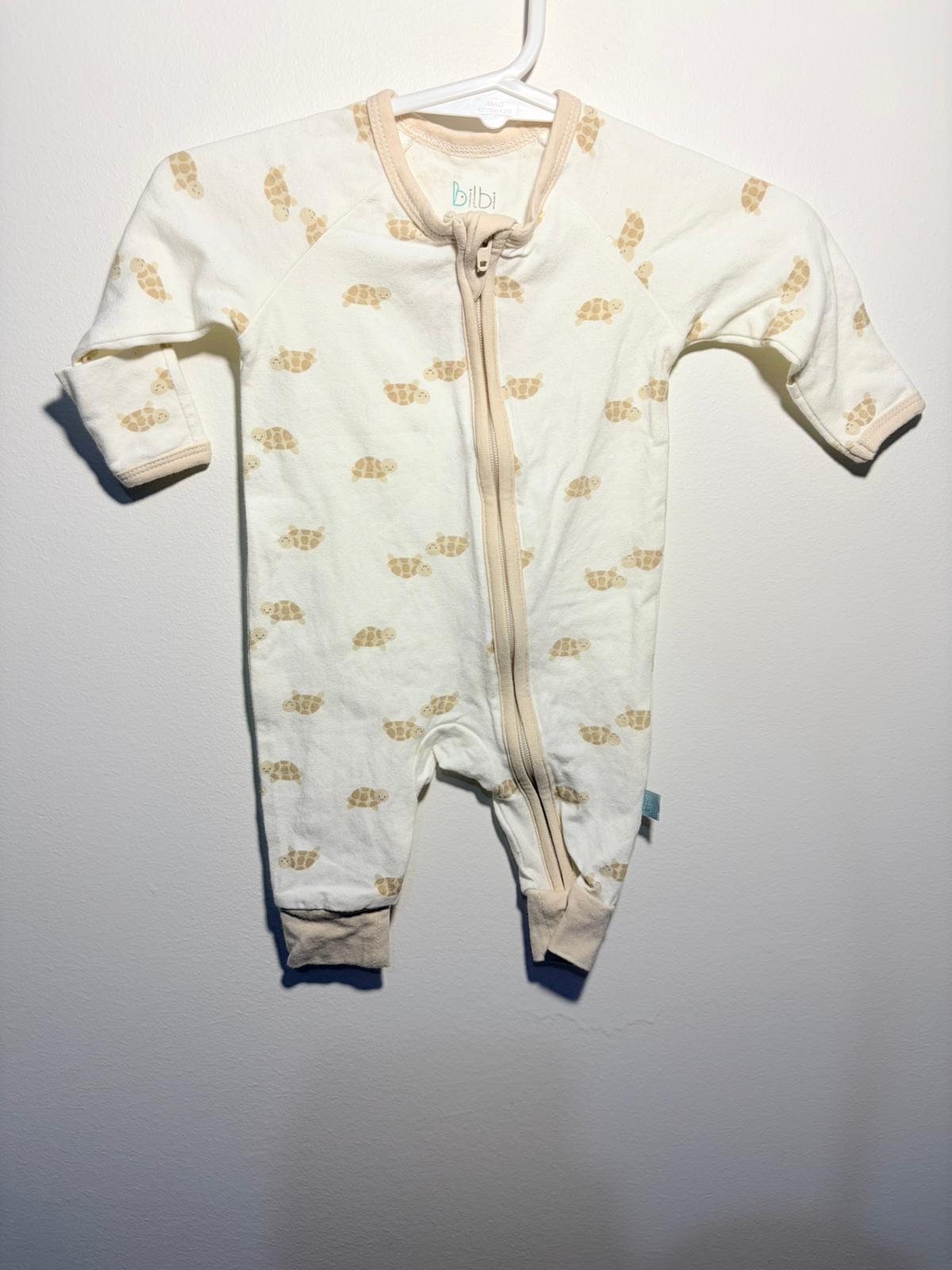 0000 Bilby onesie turtle print.