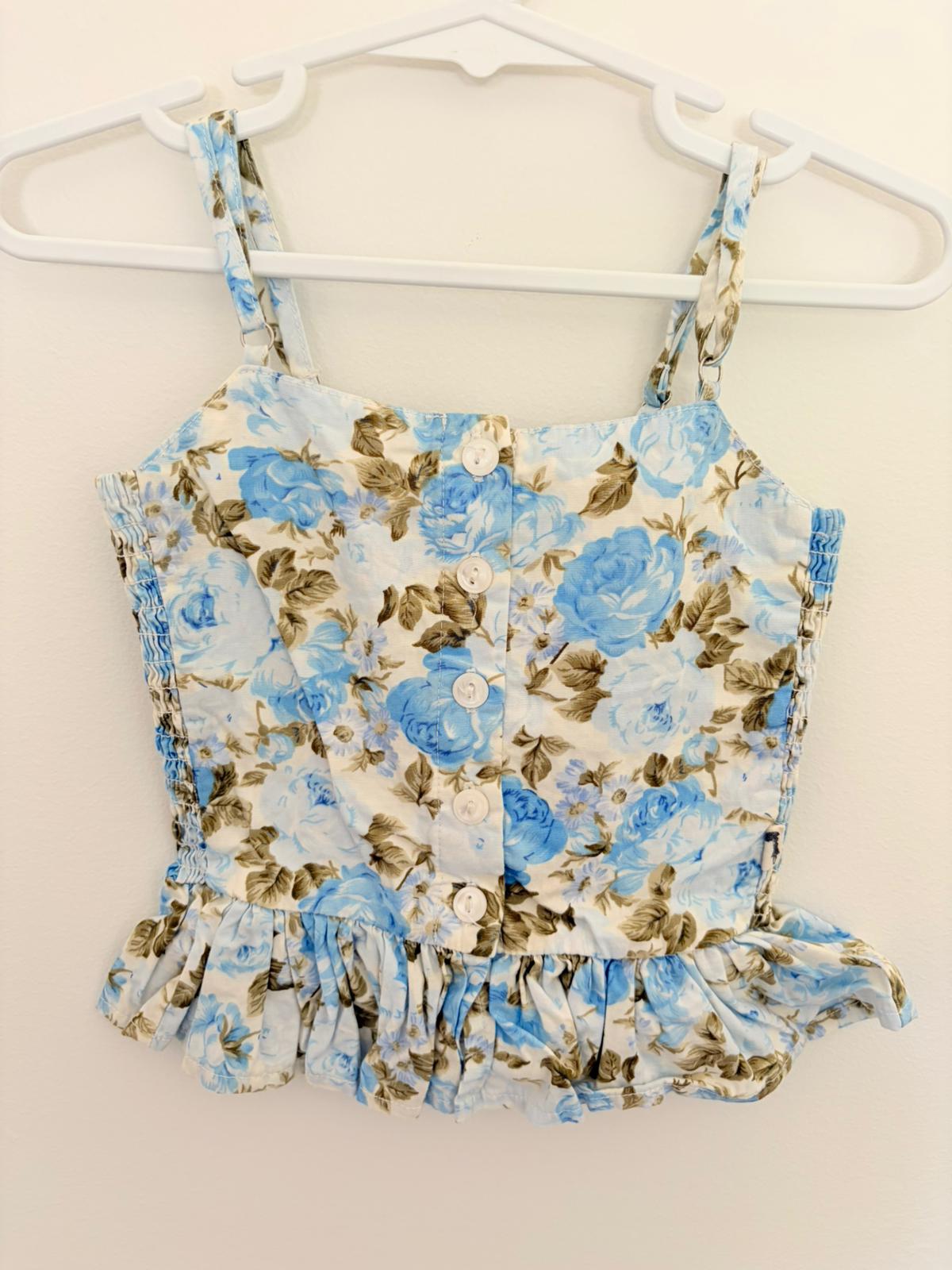 Size 3 Lacy Lane blue roses cotton top.