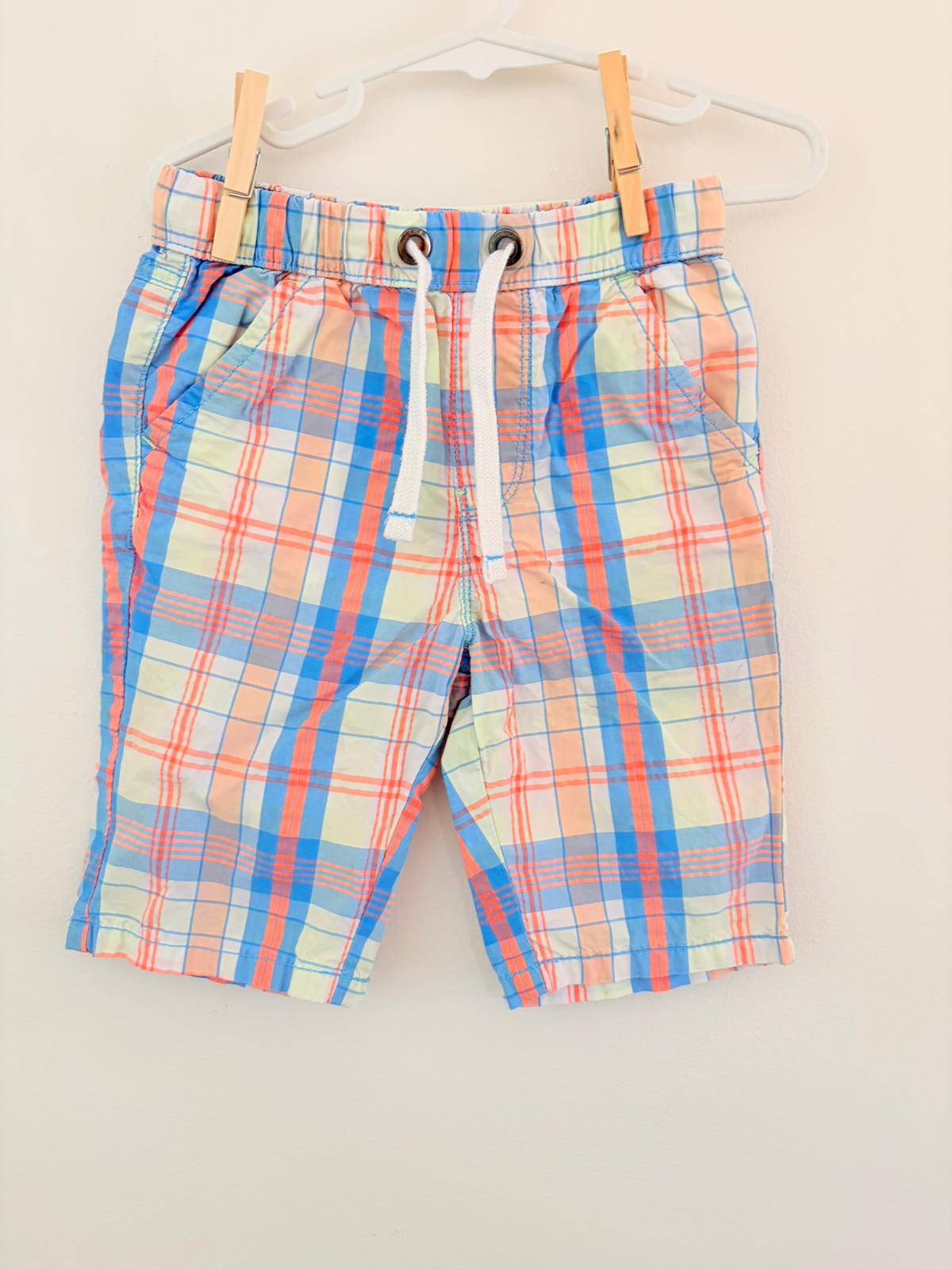Size 2 Blue zoo checkered shorts.