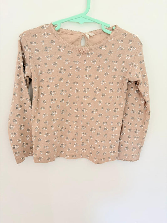 Size 2 Quincy Mae pyjama set.