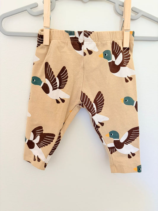 000 Target leggings duck print.