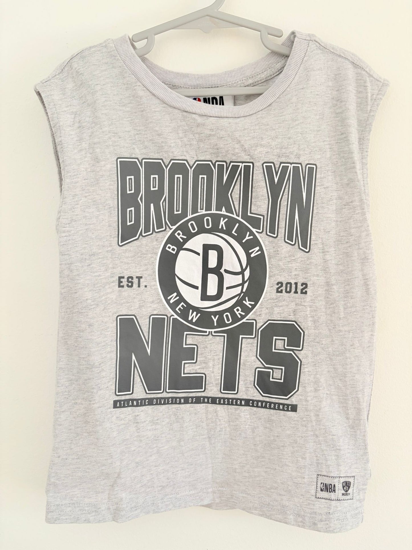Size 5  NBA Brooklyn Nets supporter vest top.