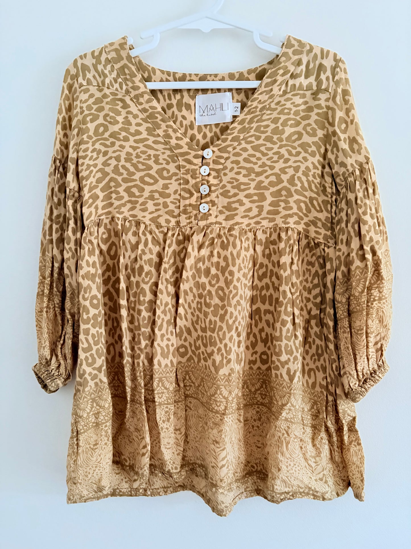 Size 2 Mahali the label 100% rayon jungle print dress