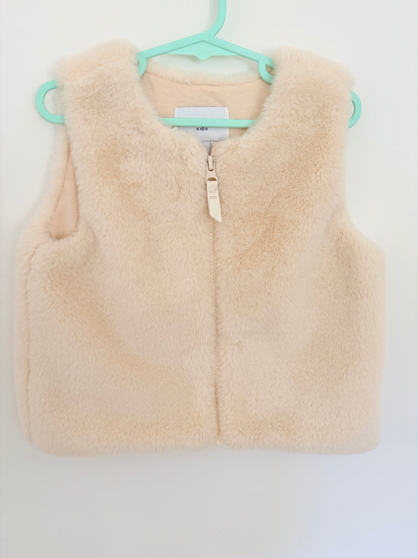 Size 3 target cream fluffy body warmer top